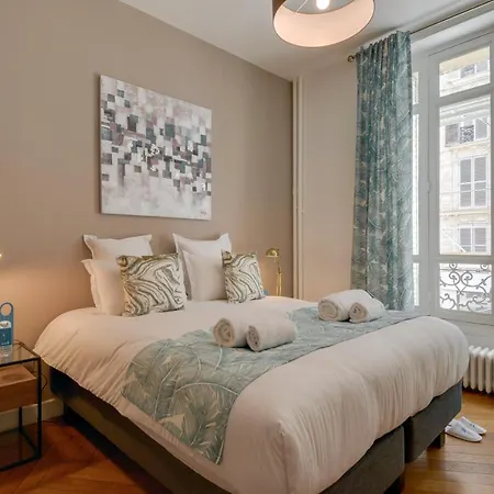 Sweet Apartments-monceau アパート *